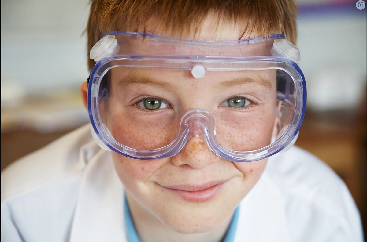 Science Summer School with The Mobile STEaM Lab