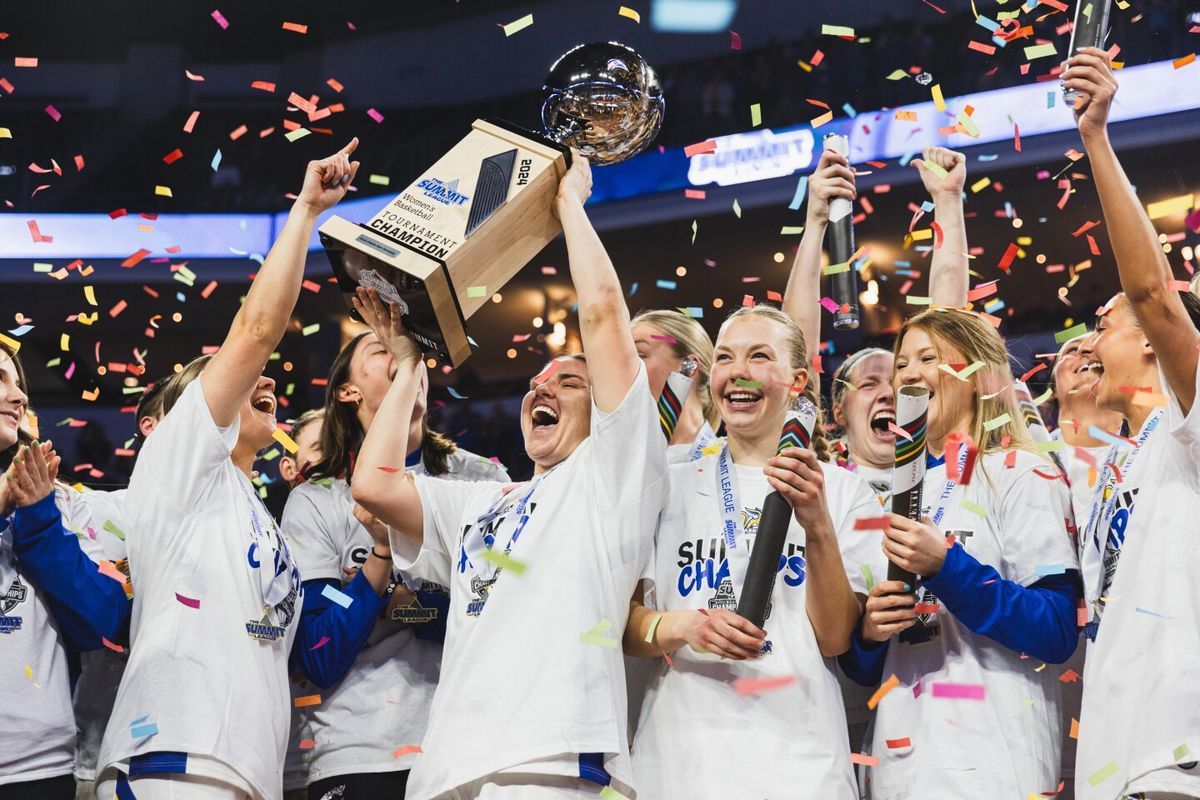 Denver Pioneers Women's Basketball vs. North Dakota State Bison