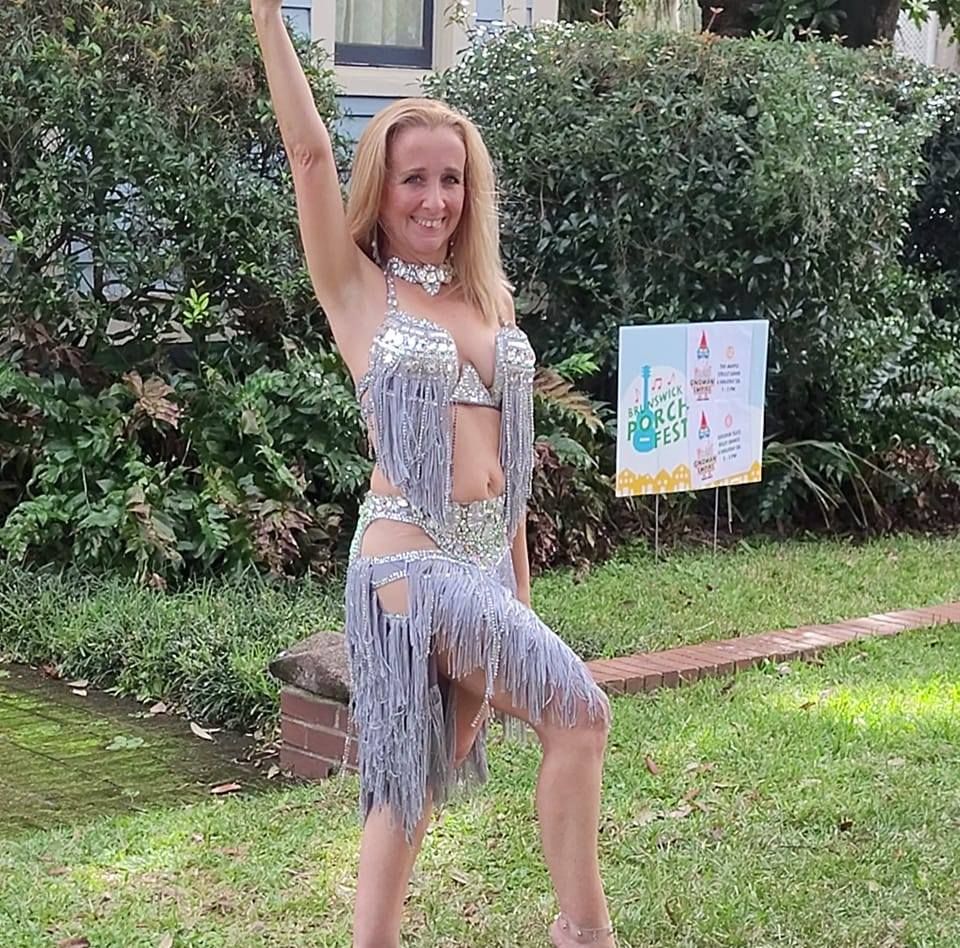 Beginner Belly Dance Class - Drum Solo Basics with Candice