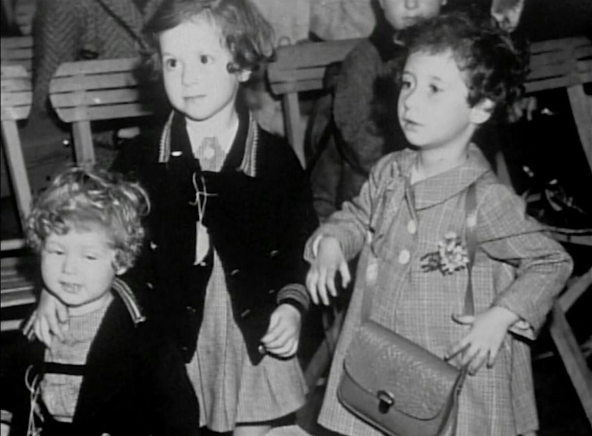 SOUSA MENDES FOUNDATION presents "WE WERE THE LUCKY ONES" \u2014 KINDERTRANSPORT