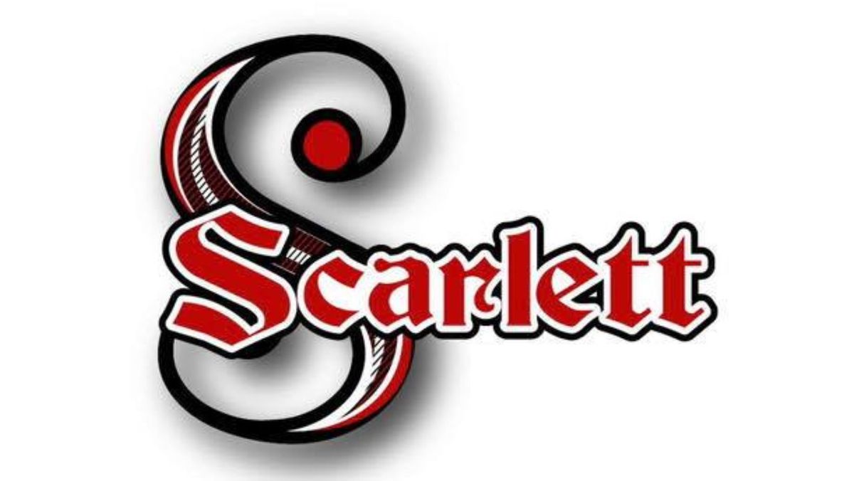 Scarlett returns to Hill & Harbor Cigar Lounge 