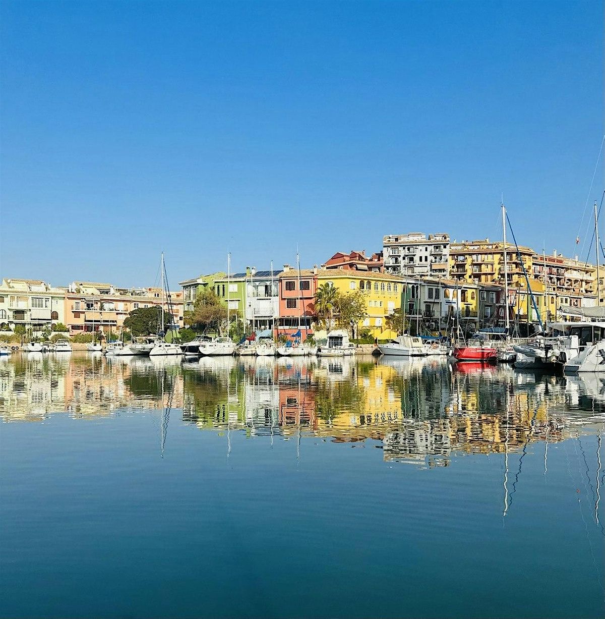 Valencia and Port Saplaya Self-Guided Tour By E-Bikes