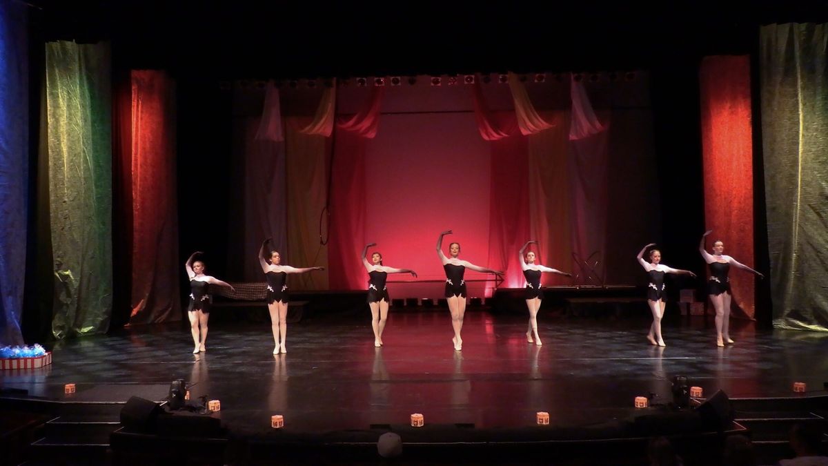 Klamath Dance and Exercise Winter Showcase