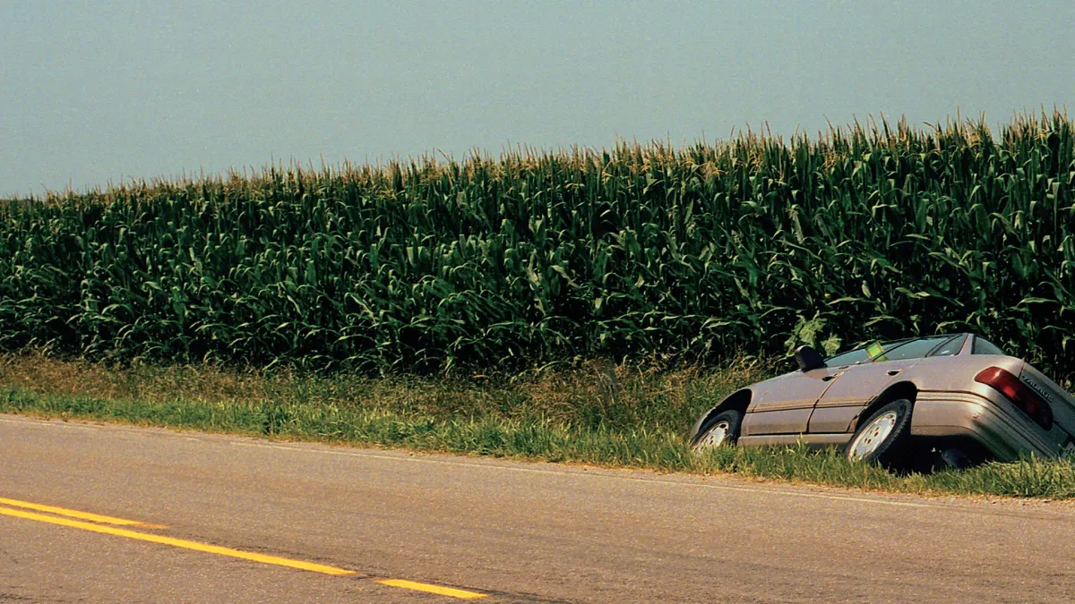 Mount Kimbie, Actress, Nick Le\u00f3n, Stein in Barcelona