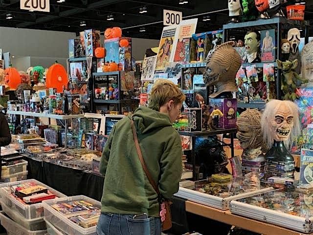 Collectorabilia At Resch Expo November 29, 2025