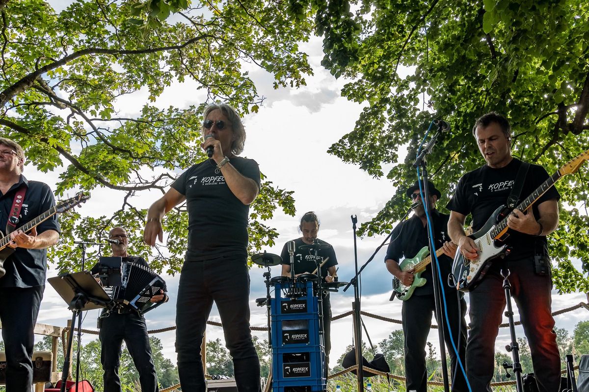 KOPFECK live in der Allacher Schie\u00dfst\u00e4tte (Biergartenkonzert)