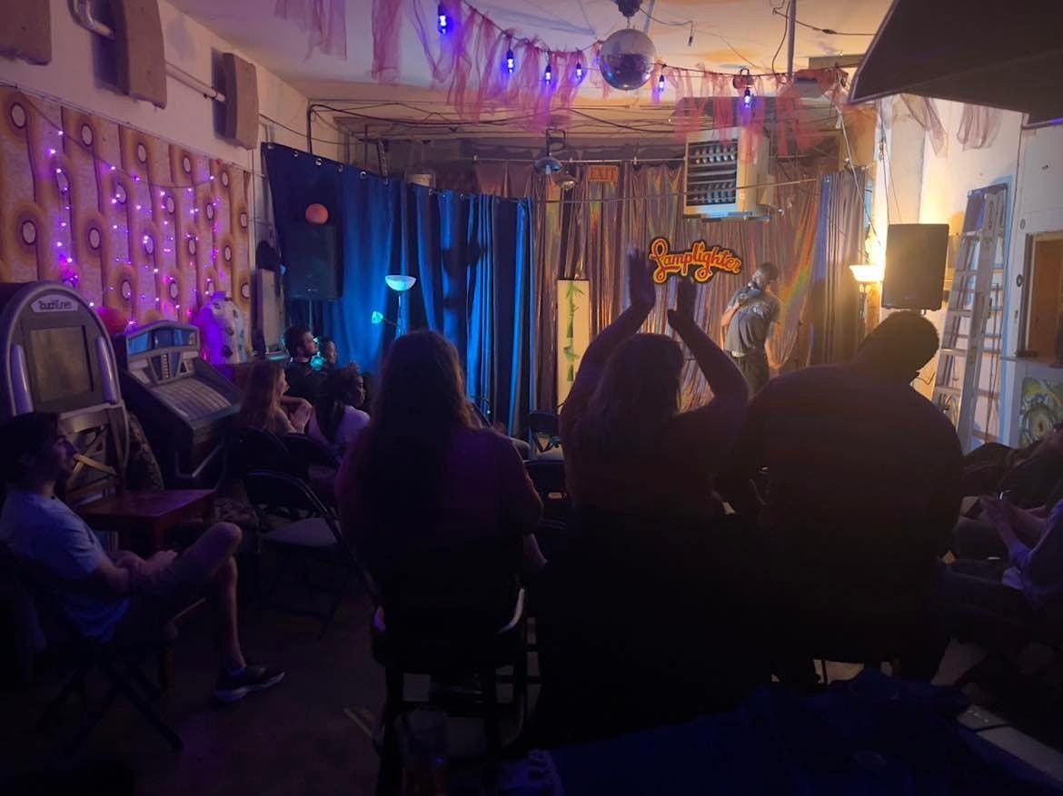 Comedy Open Mic at the Lamplighter Lounge