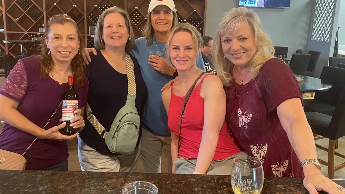 Comanche Lookout Park hike\/walk - then Stray Grape Urban Winery