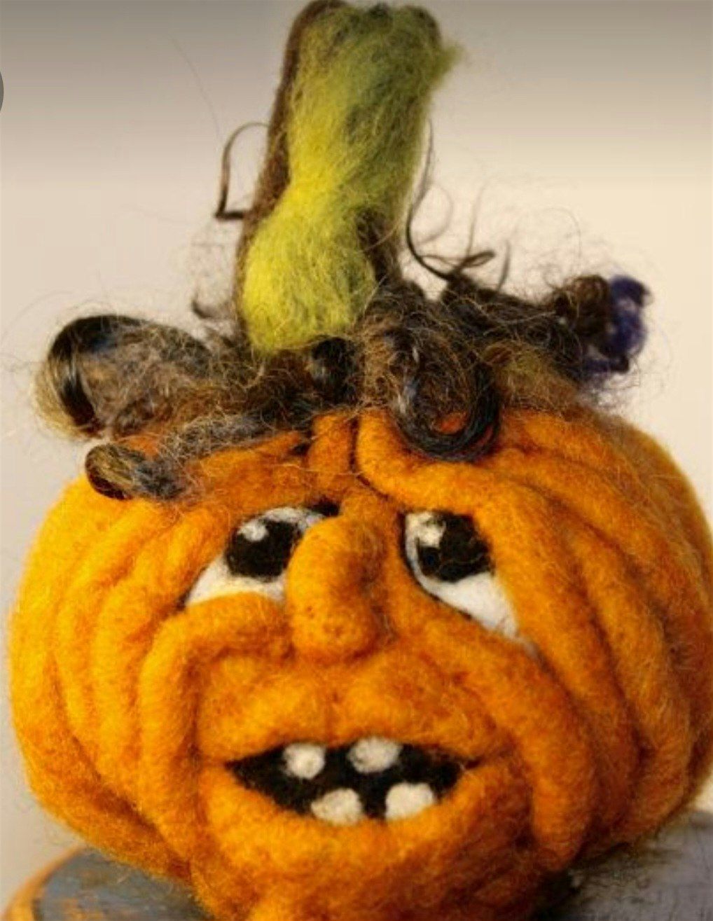 WOOL FELTING PUMPKINS