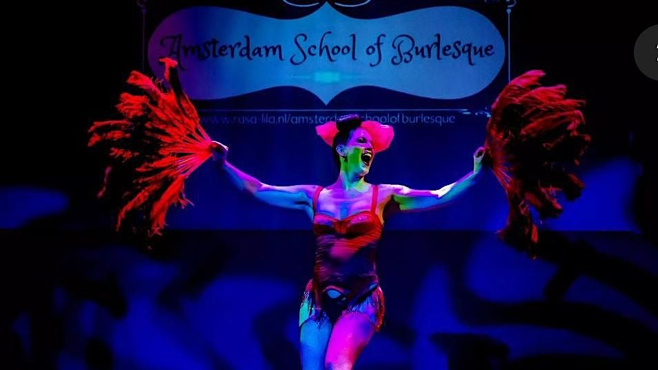 THE BURLESQUE SHOW