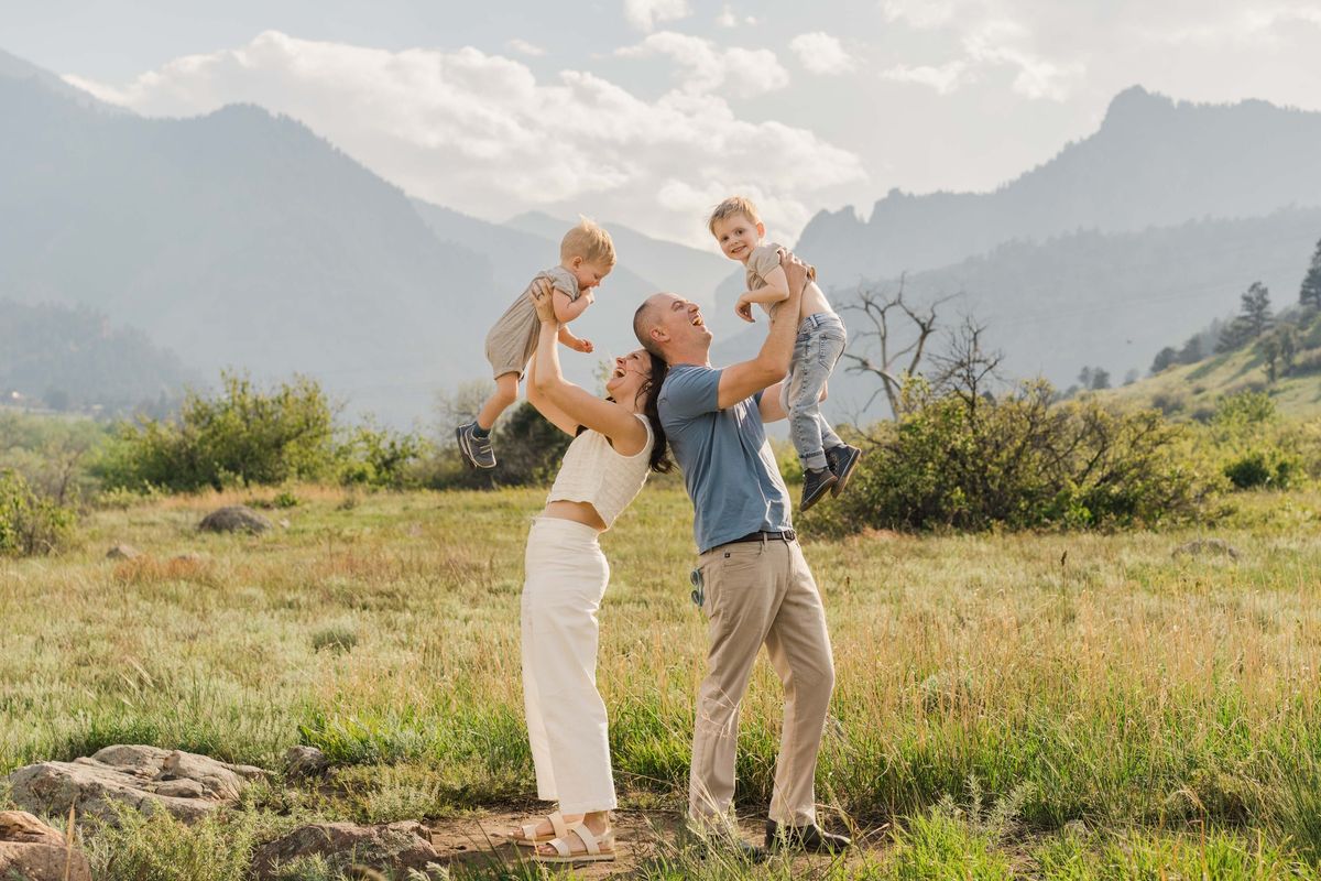 Boulder Trailhead Mini Sessions