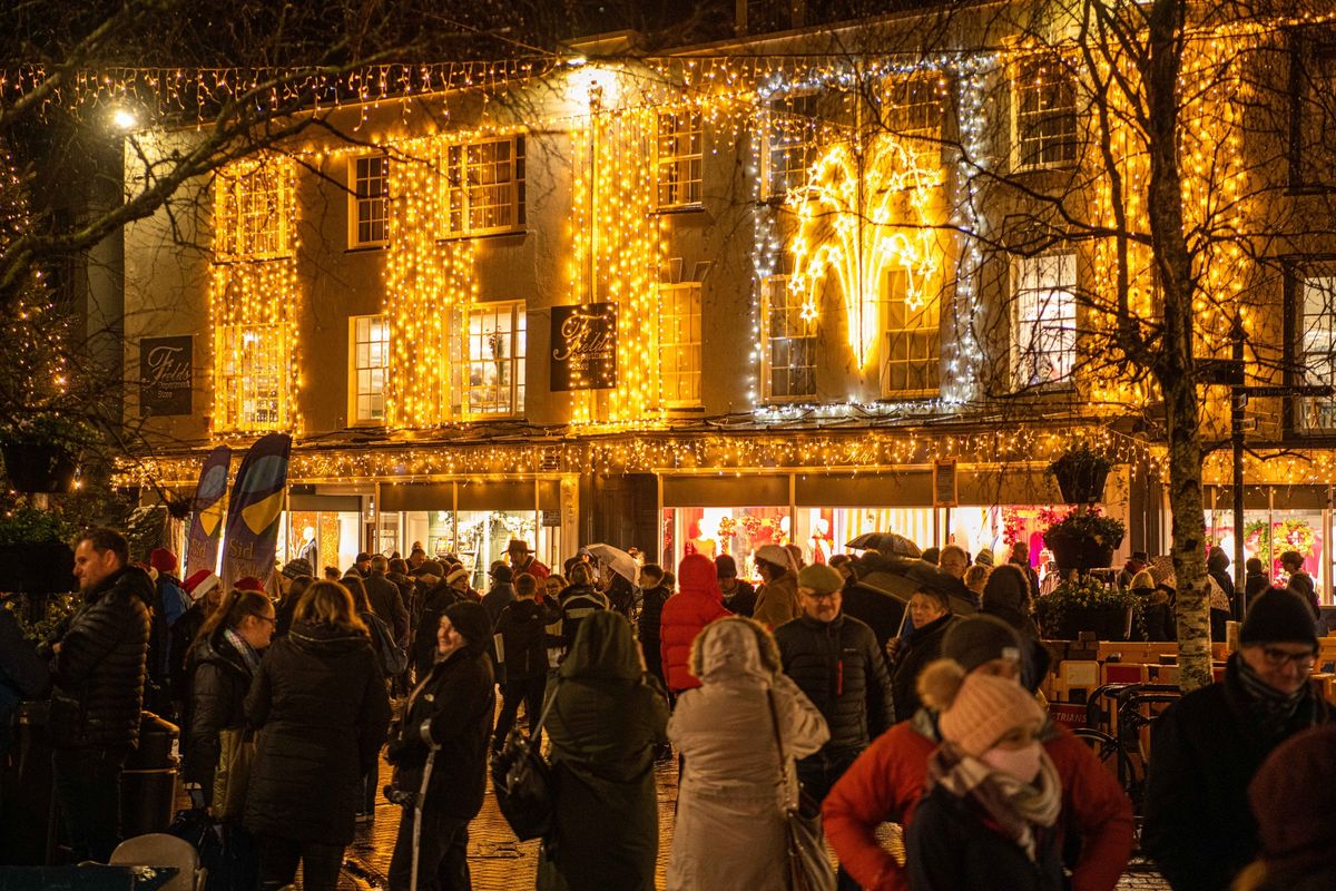 Sidmouth Lights Switch on & Late Night Shopping