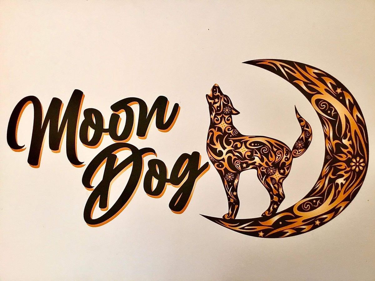 Live Music with Moon Dog