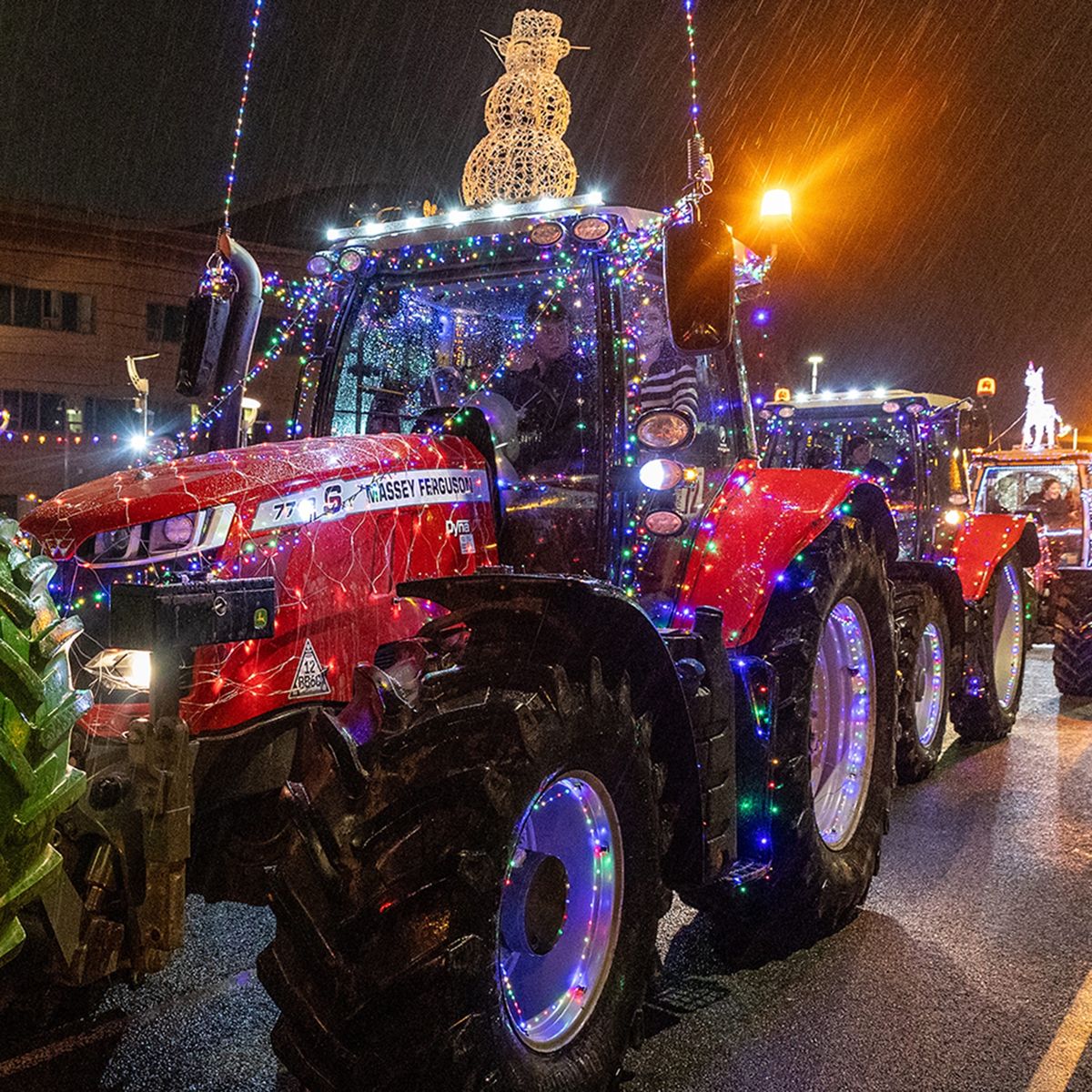 Christmas Lights Tractor Run \ud83d\ude9c \ud83c\udf85 \ud83c\udf84 