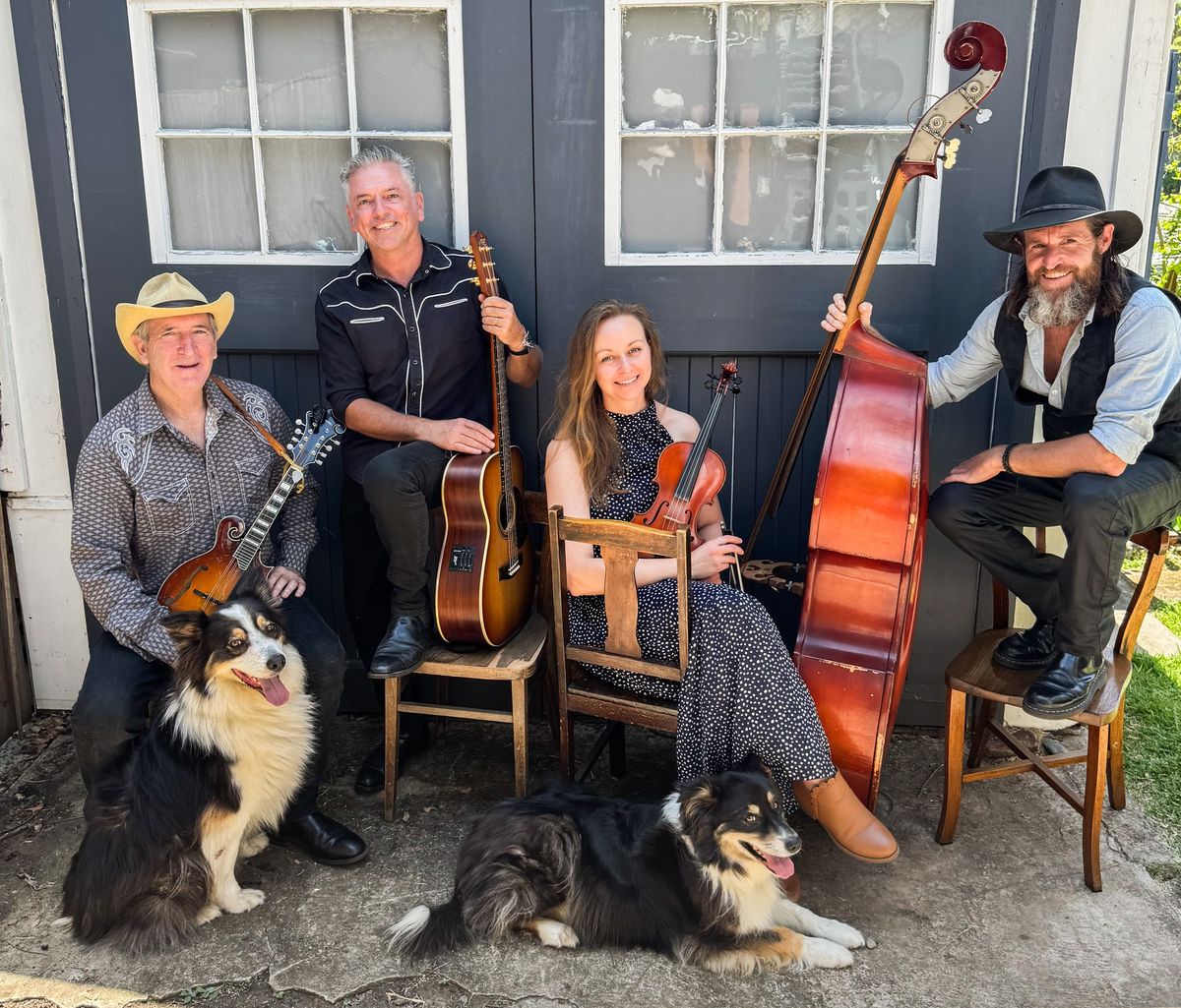 The Water Runners play Jamberoo Pub