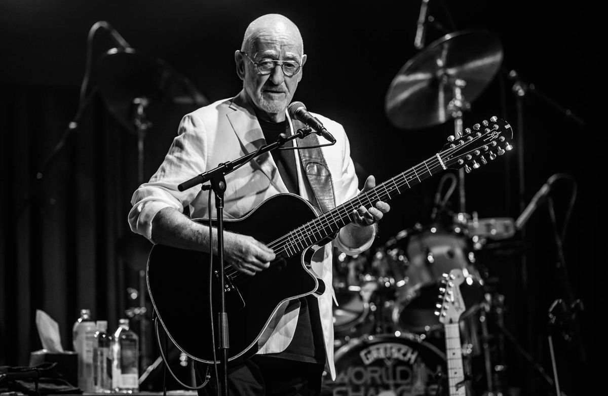 Dave Mason at Charleston Music Hall