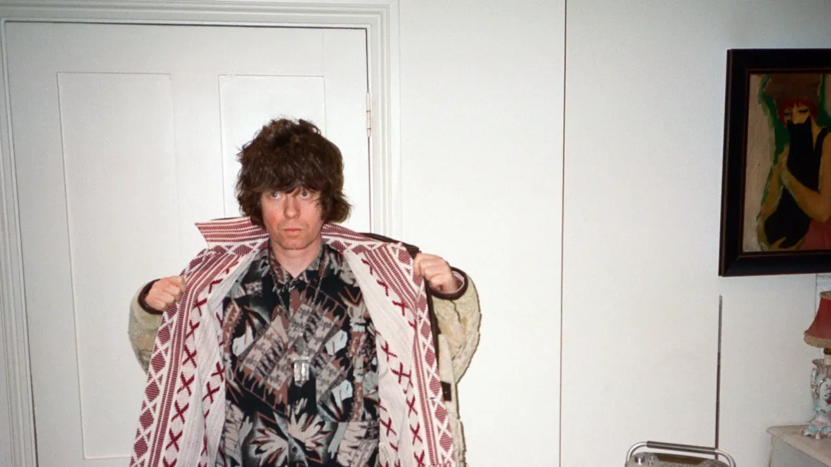 Fionn Regan, Yoshika Colwell in Hove