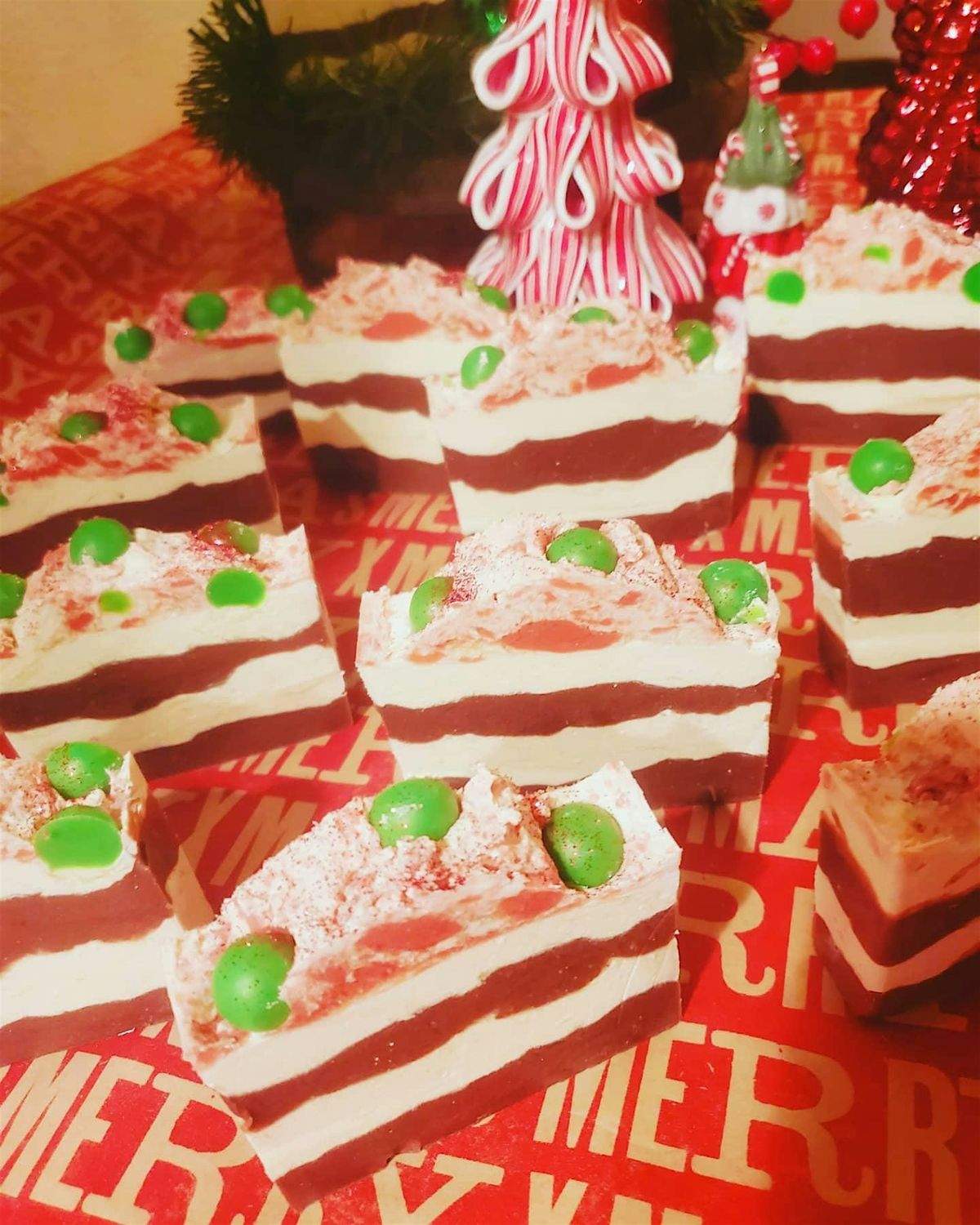 Holiday Homemade Peppermint Soaps \/ Advance *