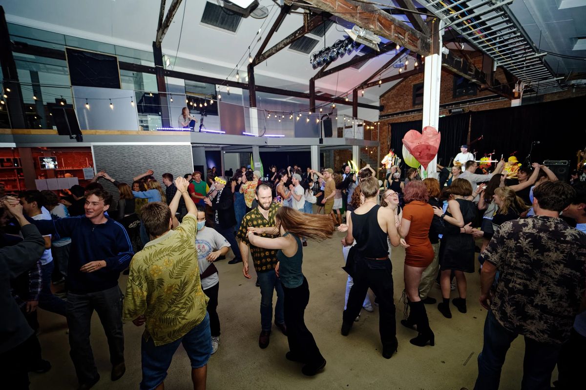 Frivolry community ceilidh and celtic barn dance!