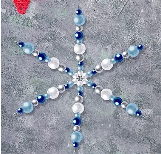 BEADED SNOWFLAKES