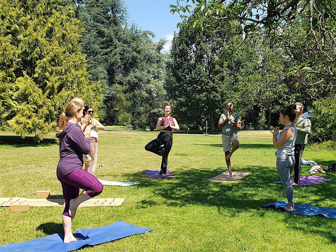 Outdoor Vinyasa Reiki Yoga  @Green Lake with Michelle