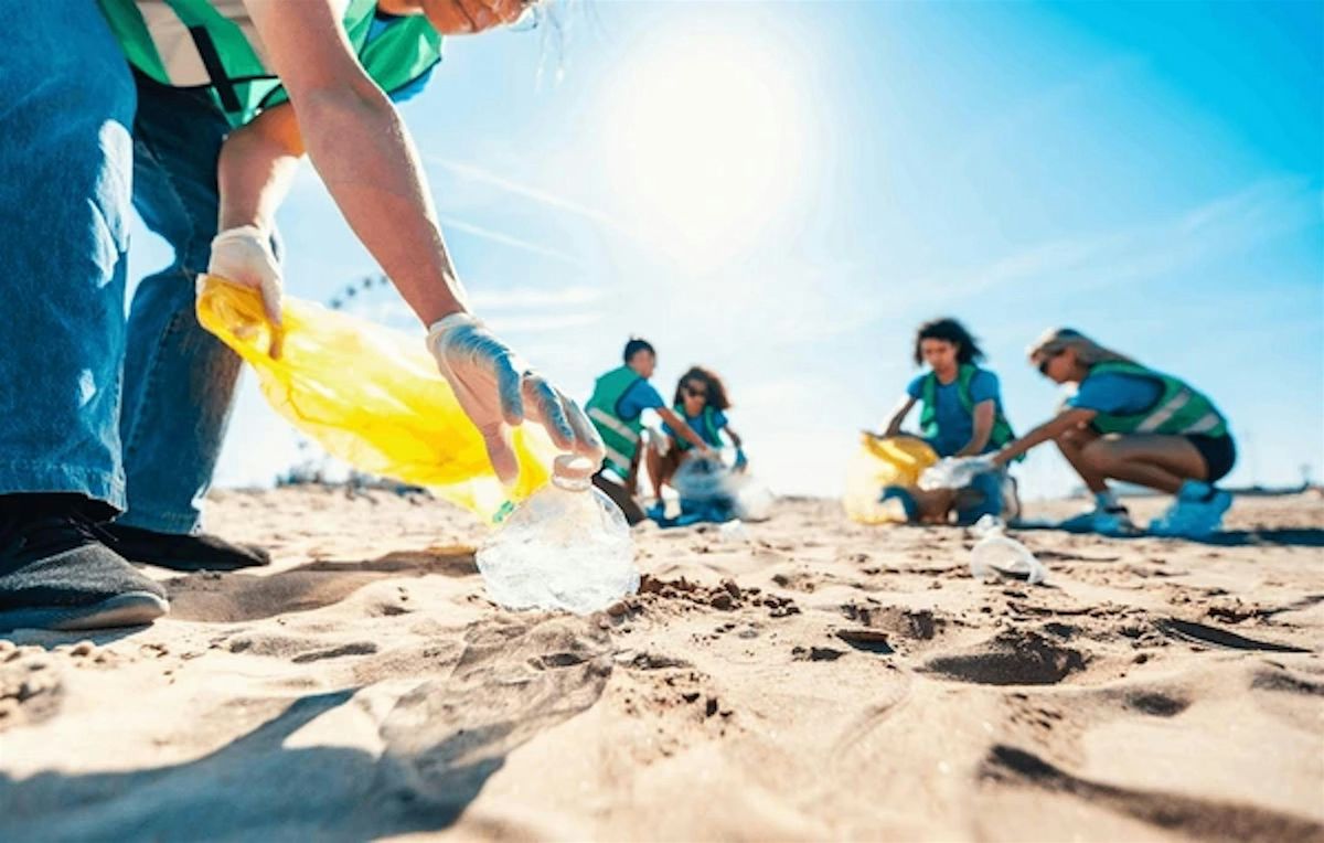 FREE Social Beach Cleanup [followed by Brunch]