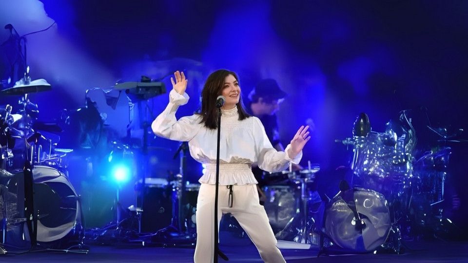 Lorde concert at O2 Arena London