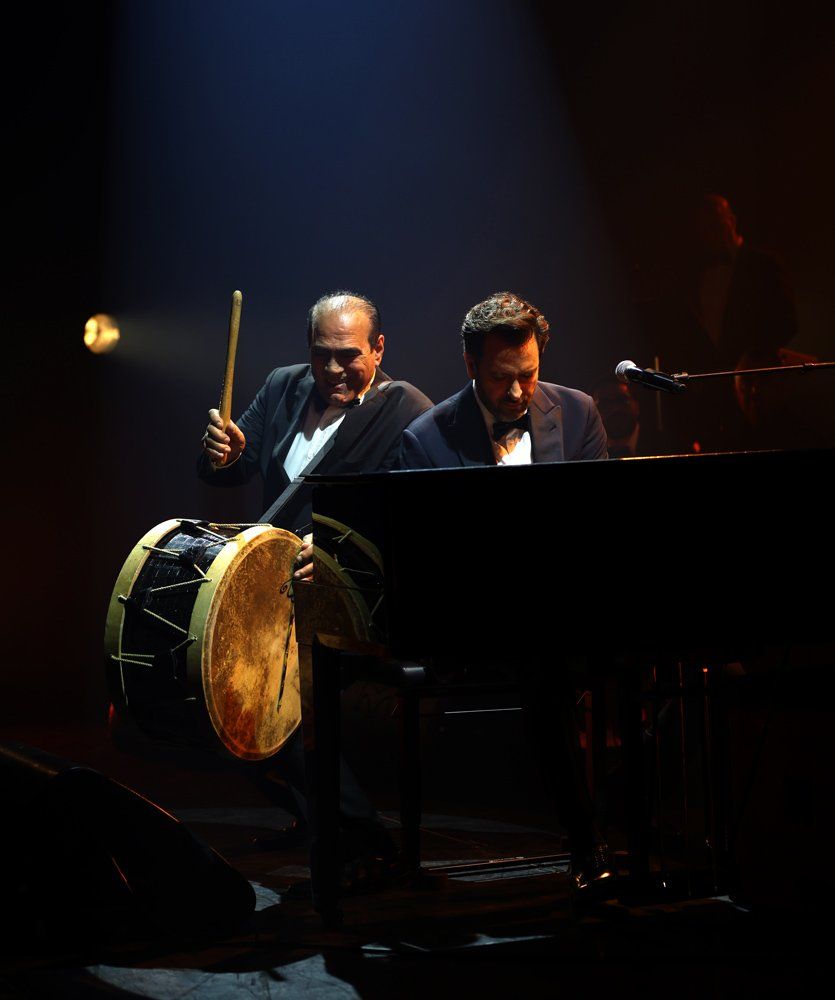 Guy Manoukian at St. Denis Theatre