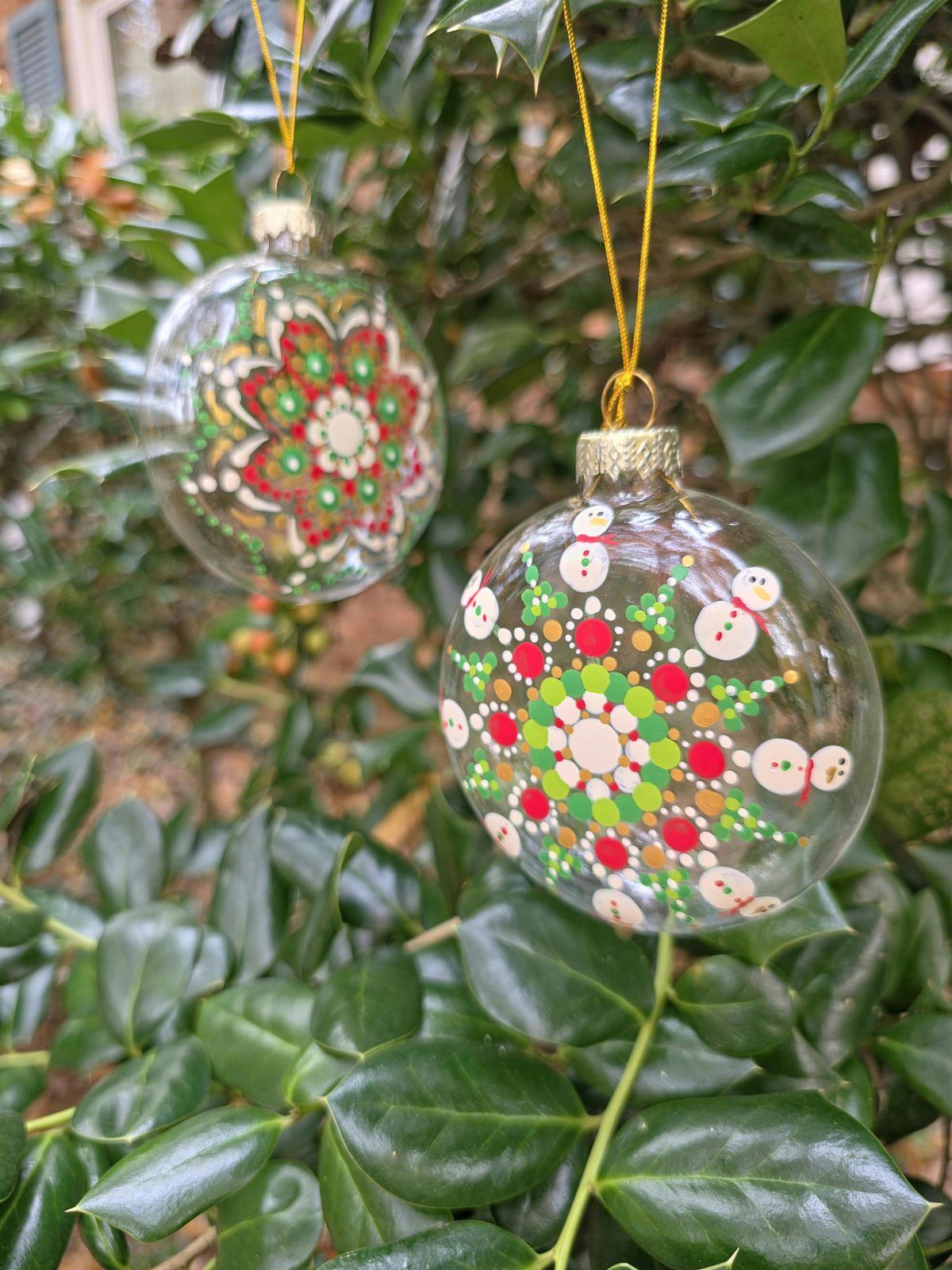 Baubles & Bubbly