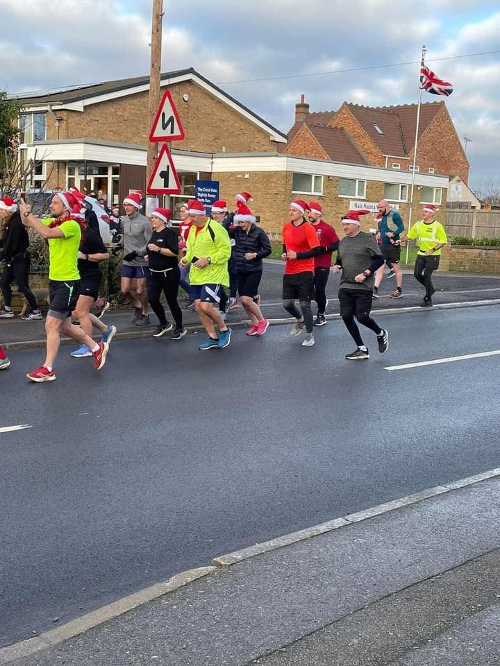 Great Hale Slightly Boozy Santa Run 2024