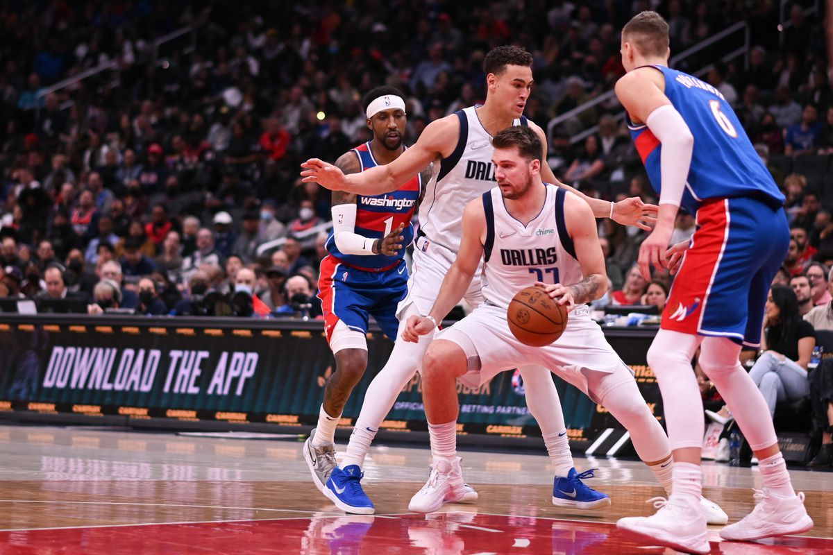 Dallas Mavericks at Washington Wizards at Capital One Arena