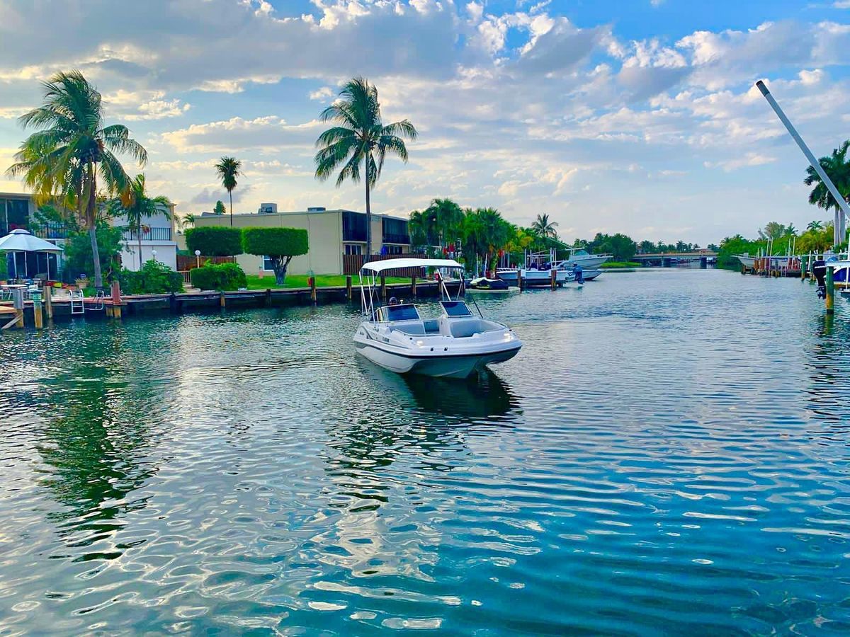 Boat & Yacht Rentals in Miami