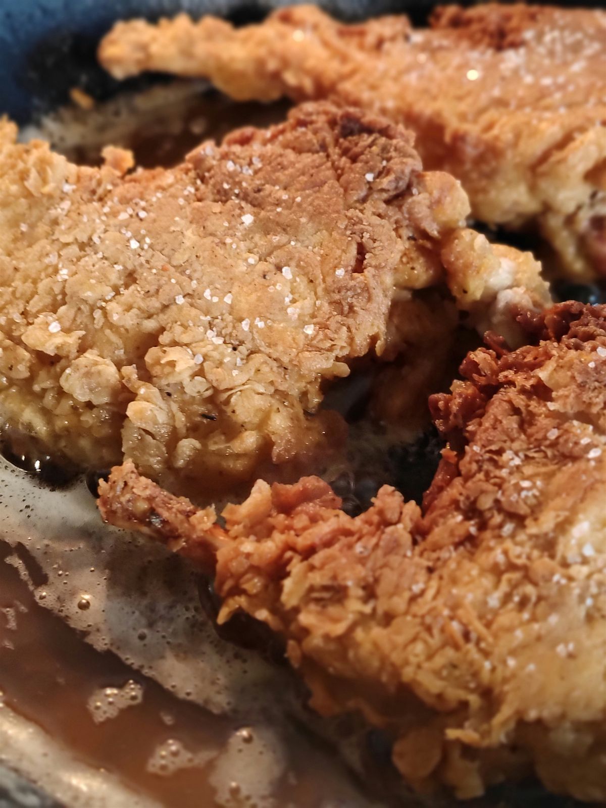 Local Foods: Cook Fried Chicken in Cast Iron