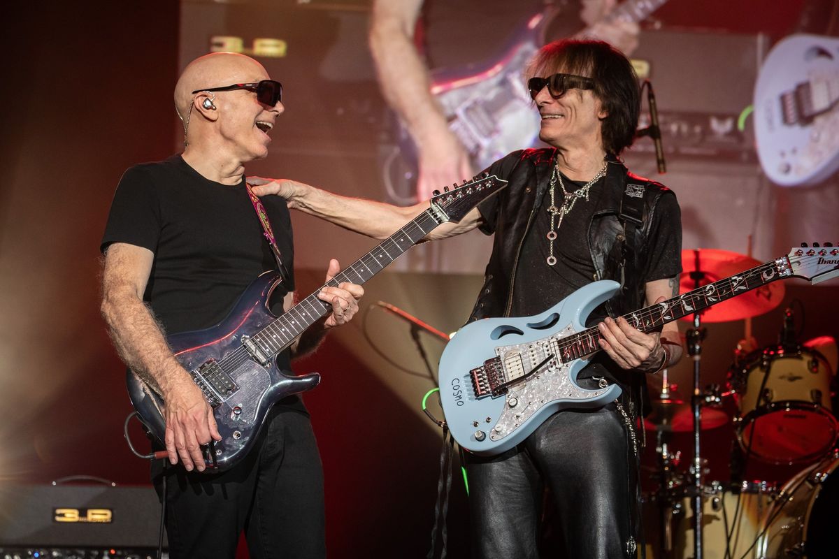 SatchVai Band featuring Joe Satriani and Steve Vai - 26. juni - Amager Bio