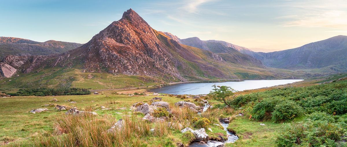 Tryfan\u2019s North Ridge: A Guided Adventure in North Wales