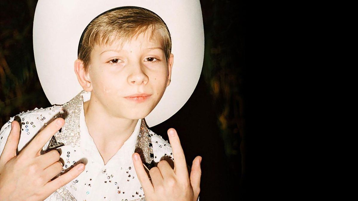 Mason Ramsey (21+)