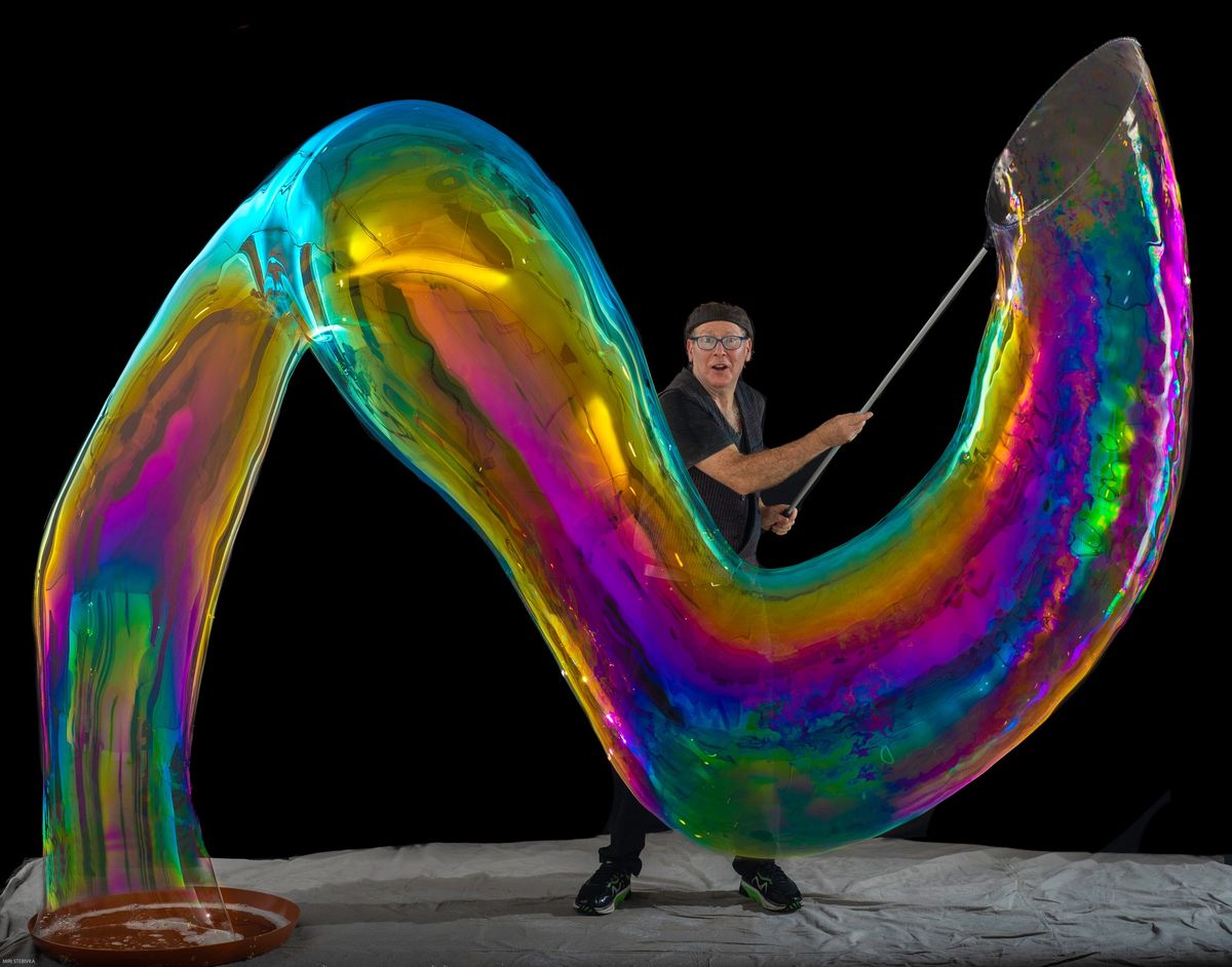 Amazing Bubble Man at Wildish Community Theater, 7 Dec, 11:30 & 2:00