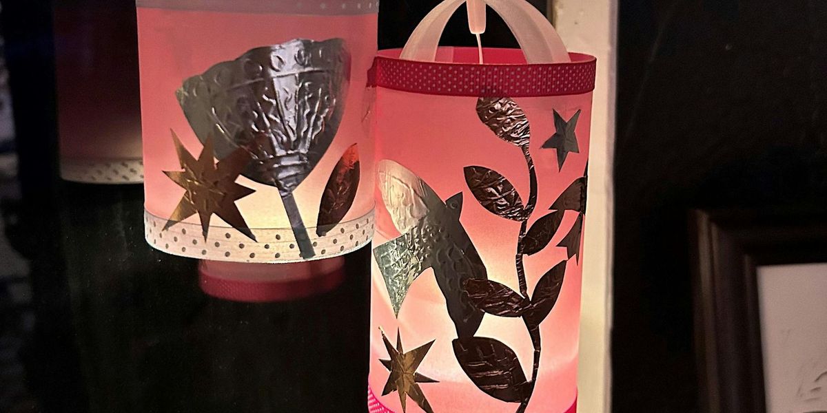 Hanging Christmas Paper Lanterns Workshop