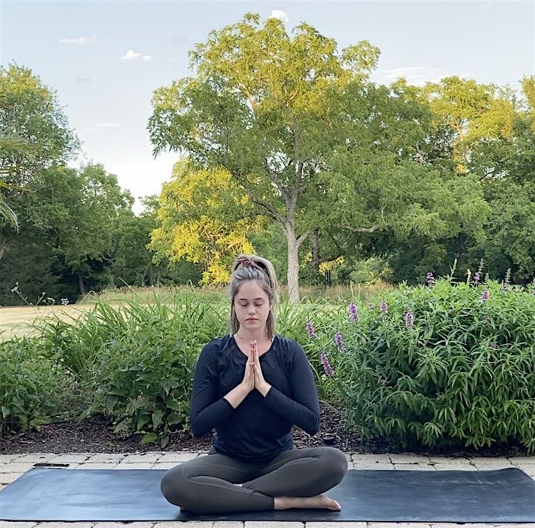 Community Yoga In The Park @ The Nelson-Atkins Lawn