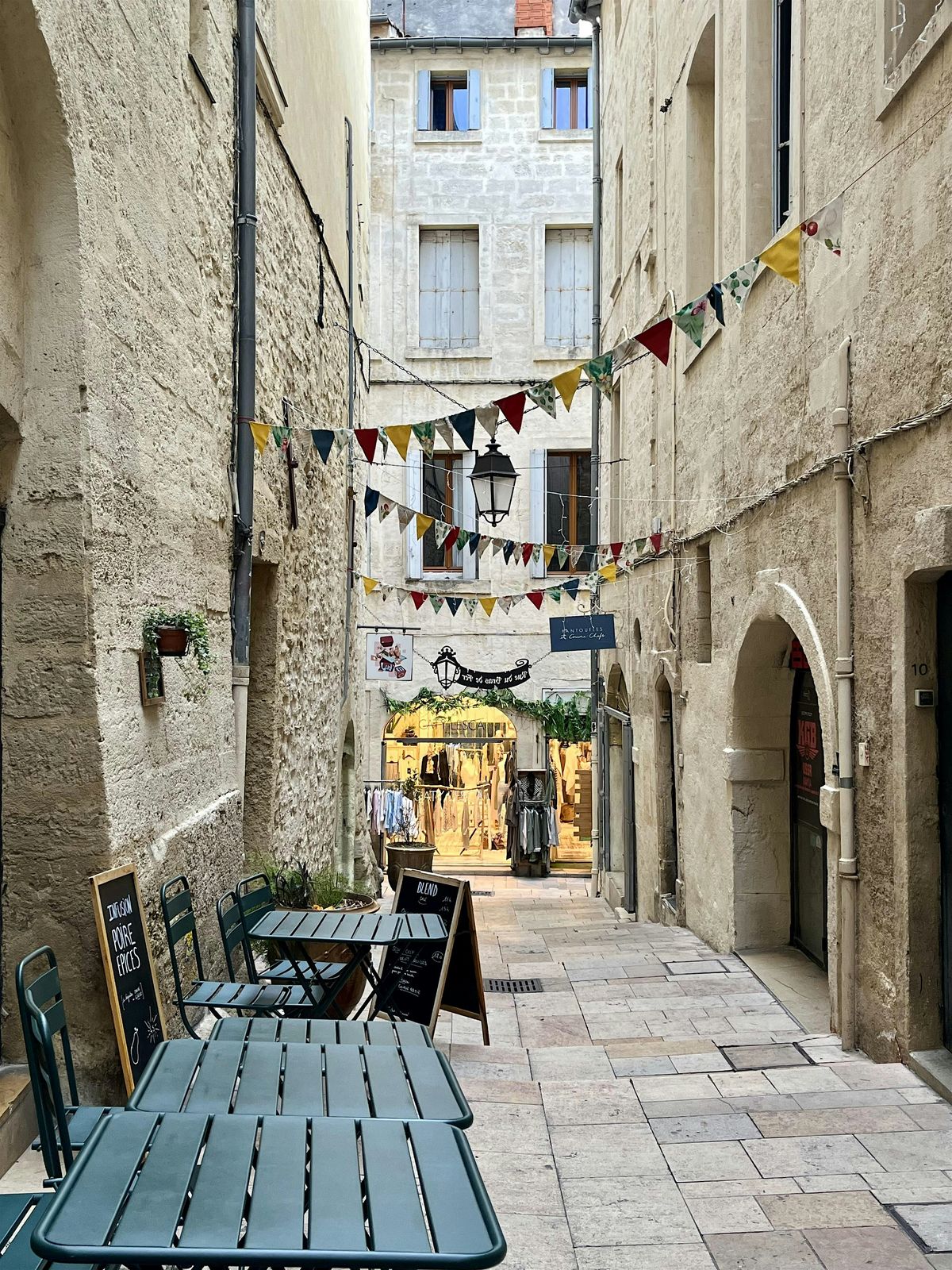 Guided Walking Tour of Montpellier in English
