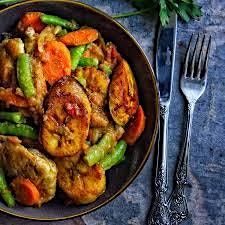 Discover the Flavors of Cameroon with Our Online Poulet DG Workshop!