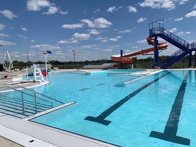 Jorgensen Family YMCA Outdoor Pool 2022