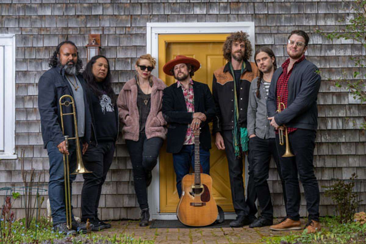 Dustbowl Revival at Sellersville Theatre 1894