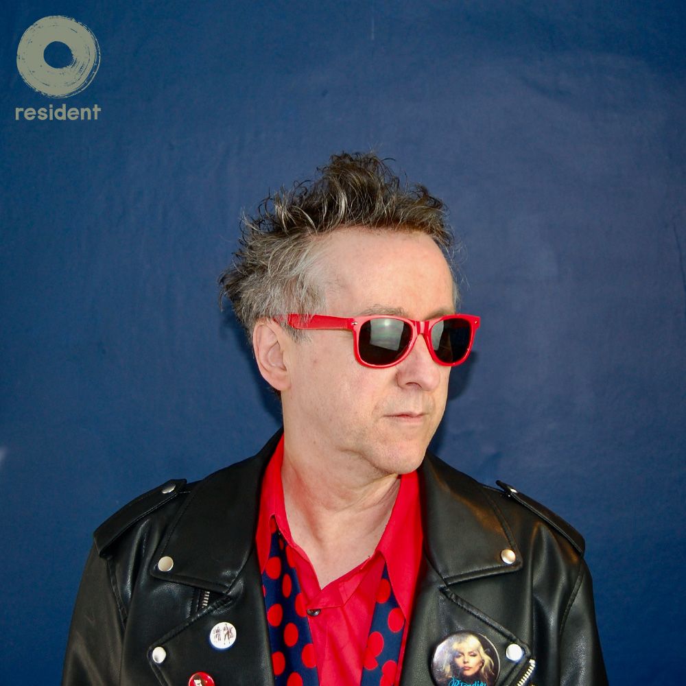 Jim Bob (Carter USM): Q&A + Performance + Signing