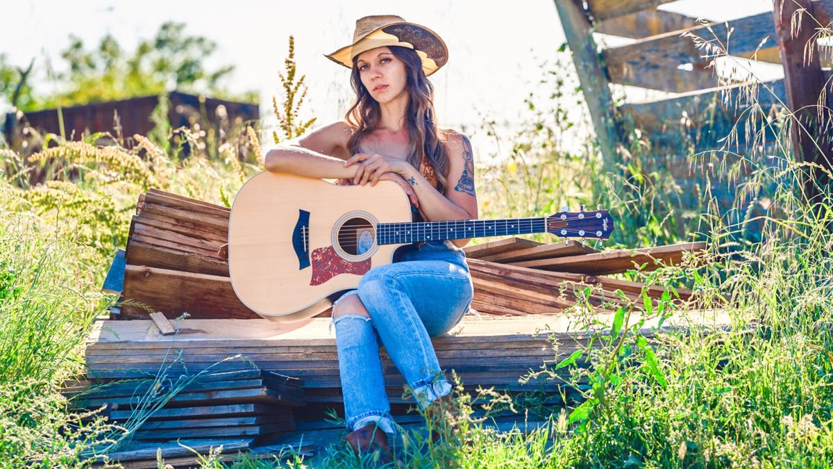 Clementine Darling at Flagship Taproom Santa Rosa