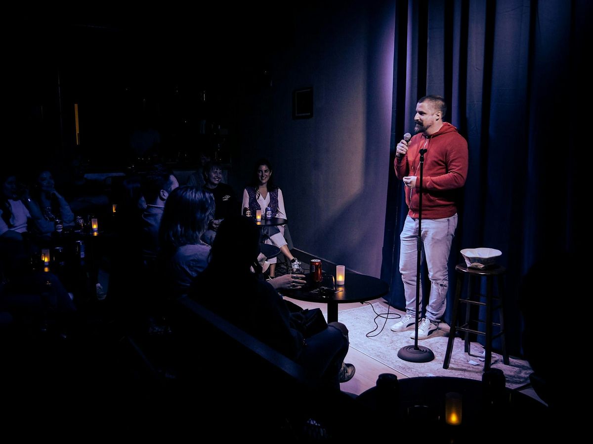 Stand-up Comedy in English w\/ Free Drinks :We're Not From Here!