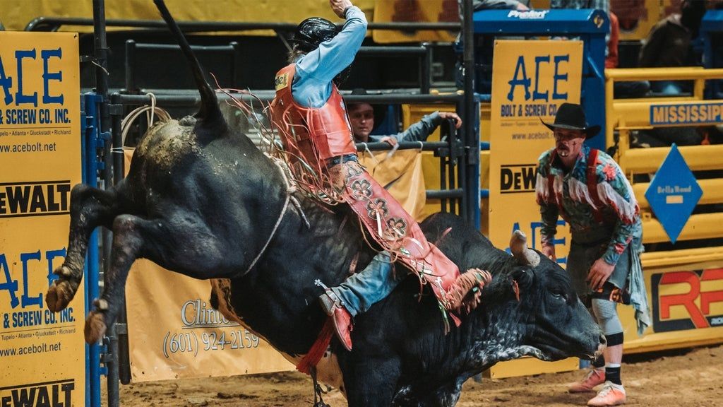 Dixie National Rodeo featuring Bayker Blankenship