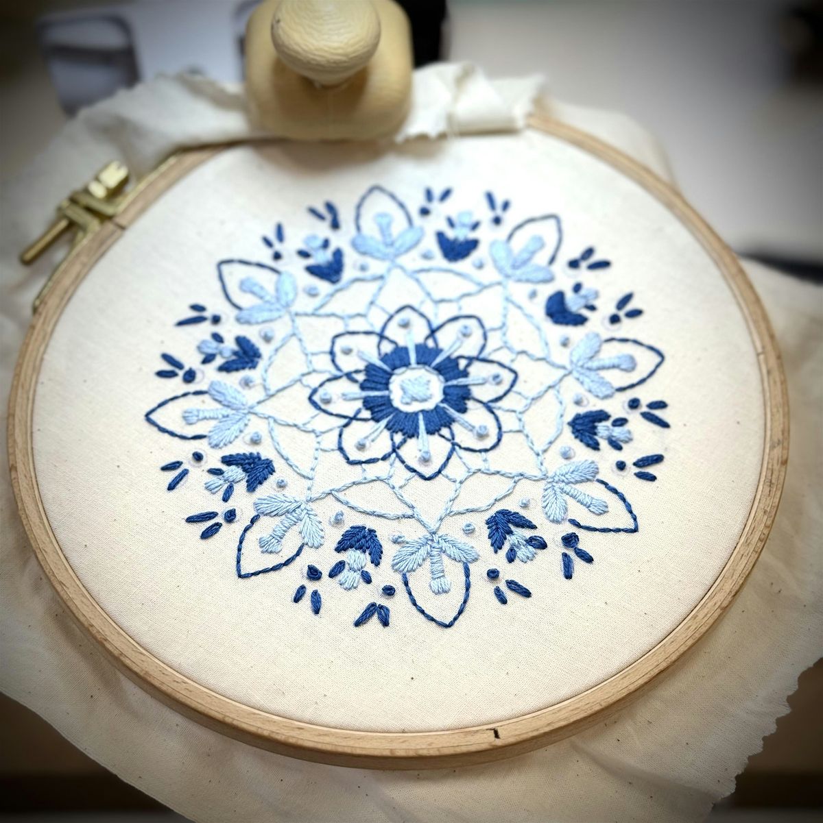 Discover the Art of Embroidery: A Beginner\u2019s Workshop - Basic Beginner