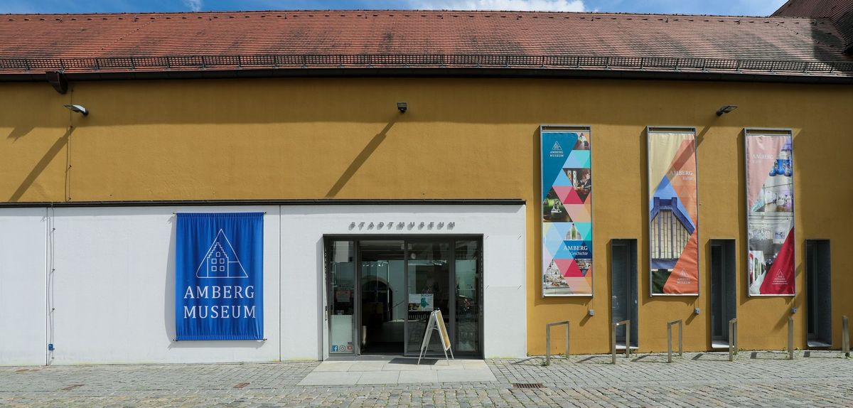 \u00d6ffentliche F\u00fchrung "Quer durchs Museum"