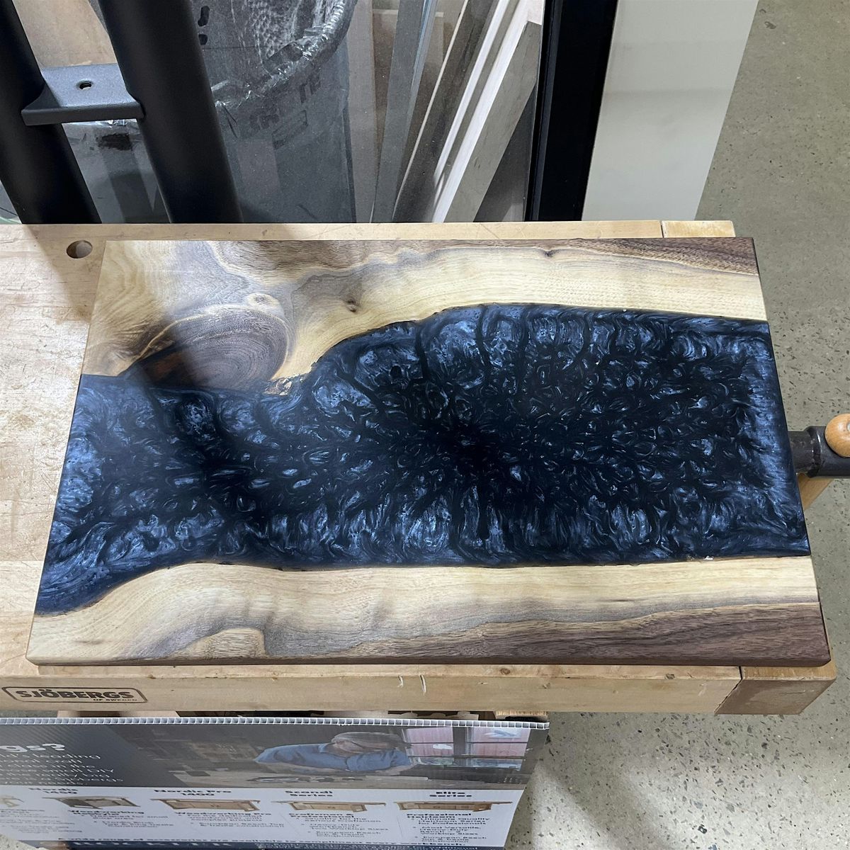 Make & Take: Live-Edge Epoxy River Tray!